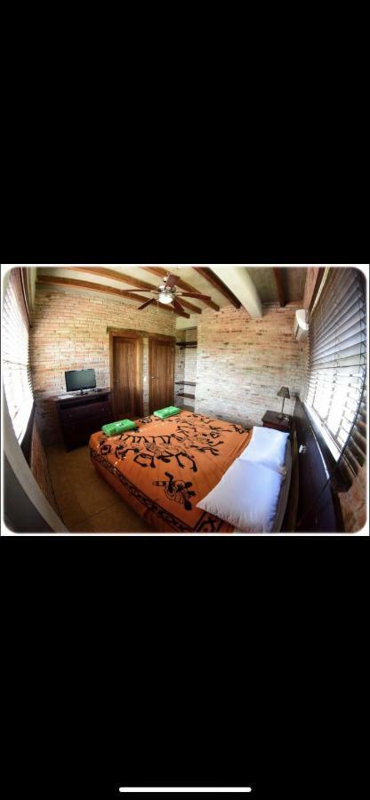 Tavarua Hotel Монтаньита Экстерьер фото